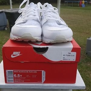 Ladies Nike Huarache run GS